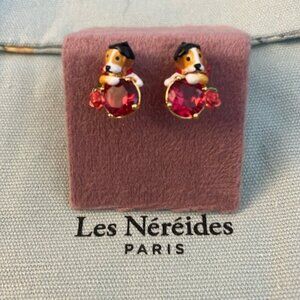 Les NEREIDES Beagle Earrings stud